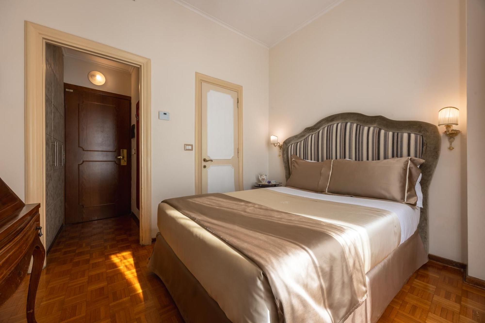 Hotel Forum Roma Exterior foto